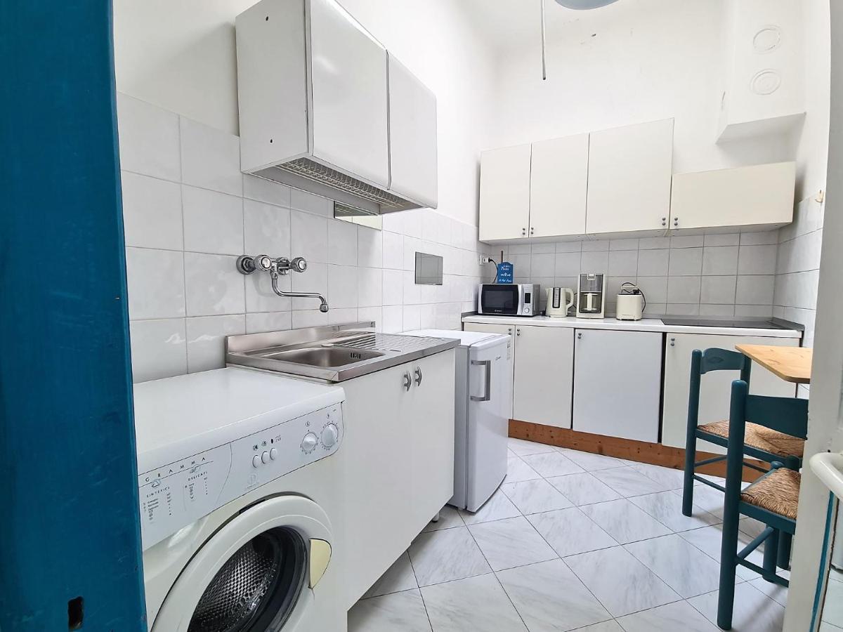Casa Cici A 50 Mt Dal Mare Lägenhet Finale Ligure Exteriör bild